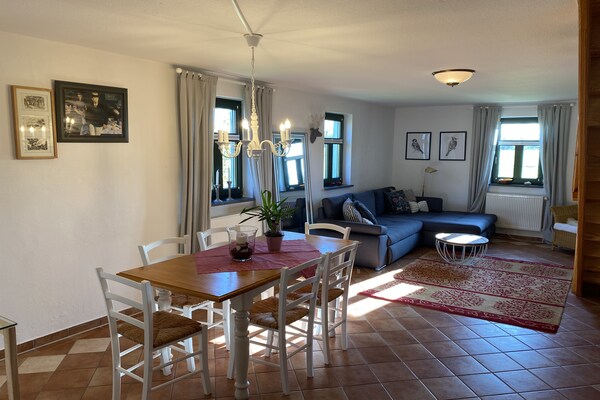 Foto van Prachtig vakantiehuis in Dargun met zwembad - Vakantiehuis in Barlin - LivingRoom