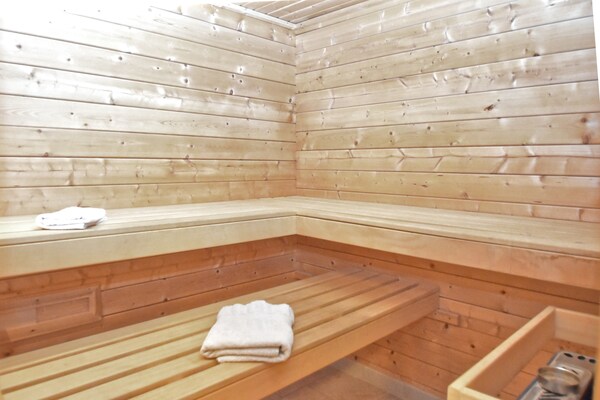Foto van Retreat met sauna en hottub - Vakantiehuis in Jägersgrün - Wellness