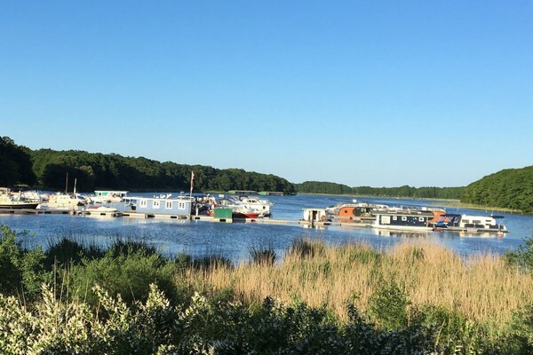 Foto van Erbschulzenhof (Müritz) 9 Pers. - Vakantiehuis in Buchholz (Müritz) - Untagged