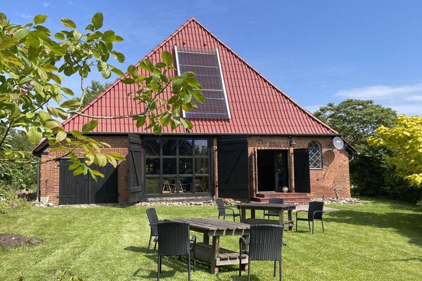 Foto van Etsch Living Gallery - Vakantiehuis in Kabelhorst-Schwienkuhl - Untagged