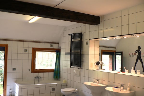 Foto van Etsch Living Gallery - Vakantiehuis in Kabelhorst-Schwienkuhl - Untagged