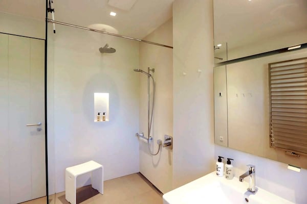 Foto van Exclusief landhuis op Fehmarn - Vakantiehuis in Fehmarn/Schlagsdorf - BathRoom