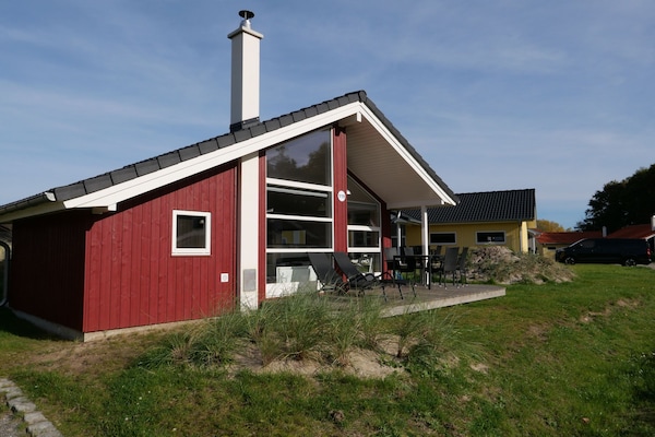 Foto van 6-gasten Scandinavische kustverblijf - Vakantiehuis in Großenbrode - ExteriorSummer