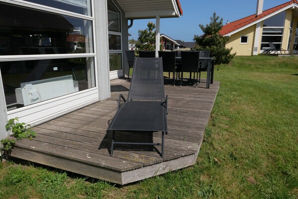 Foto van Familielodge voor 8 personen met sauna - Vakantiehuis in Großenbrode - terrace