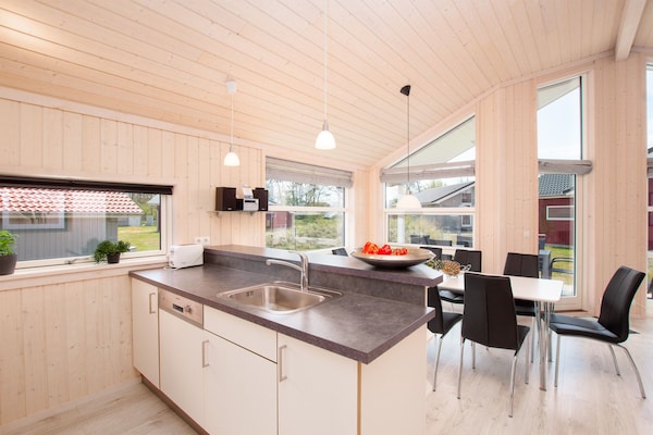 Foto van Familielodge voor 8 personen met sauna - Vakantiehuis in Großenbrode - Kitchen