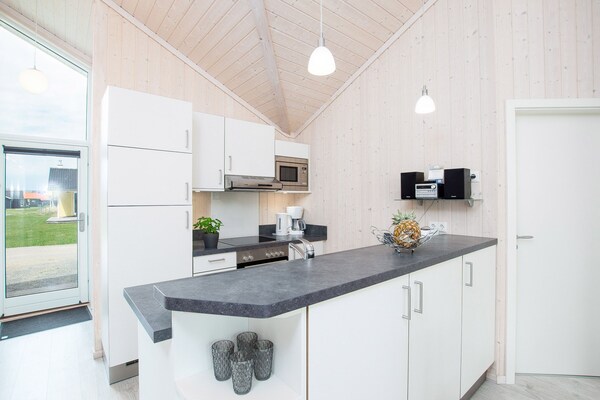 Foto van Grobenbrode-woning met vloerverwarming - Vakantiehuis in Großenbrode - Kitchen