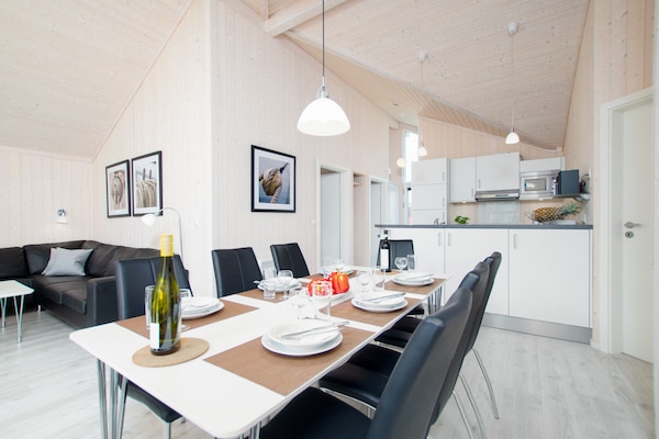 Foto van Familievakantie aan het Baltische strand - Vakantiehuis in Großenbrode - DiningRoom