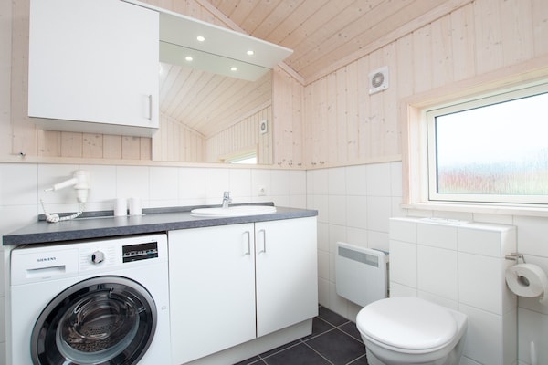 Foto van Grobenbrode-woning met professionele keuken - Vakantiehuis in Großenbrode - BathRoom