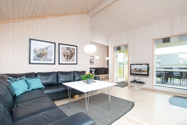 Foto van Deluxe Coastal Lodge met sauna - Vakantiehuis in Großenbrode - LivingRoom