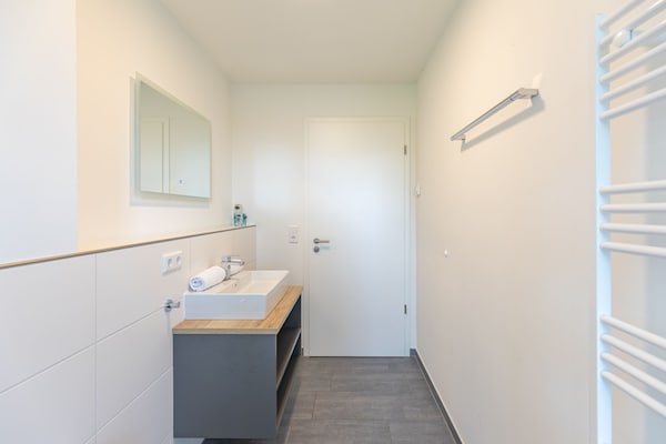 Foto van Luxe appartement met zeezicht - Vakantiehuis in Nordstrand - BathRoom