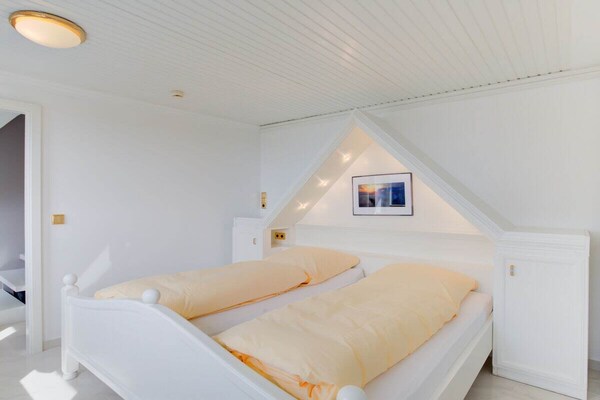 Foto van F2 in het huis aan zee - Vakantiehuis in Wenningstedt - Untagged
