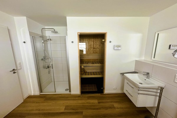 Foto van 50.6.N Dwarslöper - Vakantiehuis in Wangerland - Untagged