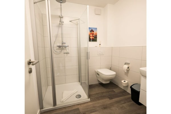 Foto van 49.6.N Dwarslöper - Vakantiehuis in Wangerland - Untagged