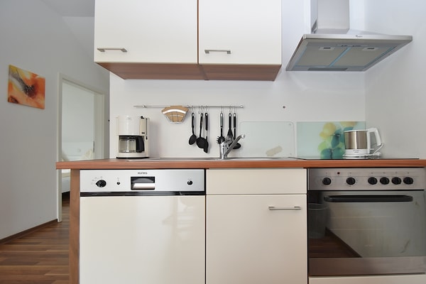 Foto van 2 aparte appartementen met balkon aan de skipiste - Vakantiehuis in Willingen - Kitchen