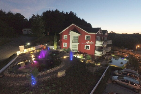 Foto van Maarpanorama op Resort Maarberg - Vakantiehuis in Schalkenmehren - Untagged
