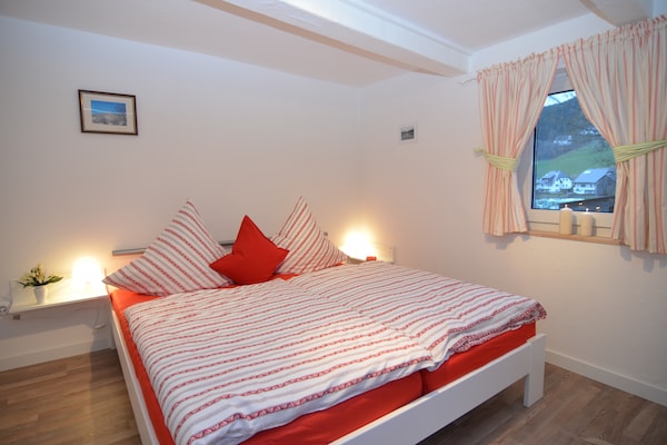 Foto van Chalet in Schmallenberg vlakbij Winterberg Ski - Vakantiehuis in Schmallenberg-Oberkirchen - BedRoom