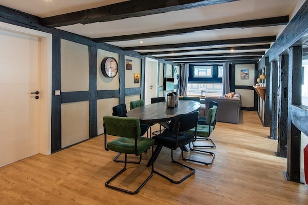 Foto van Luxe vakantiehuis nabij Winterberg - Vakantiehuis in Winterberg - DiningRoom