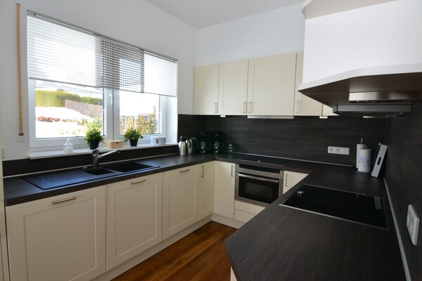 Foto van Moderne villa aan het bos - Vakantiehuis in Medebach Küstelberg - Kitchen