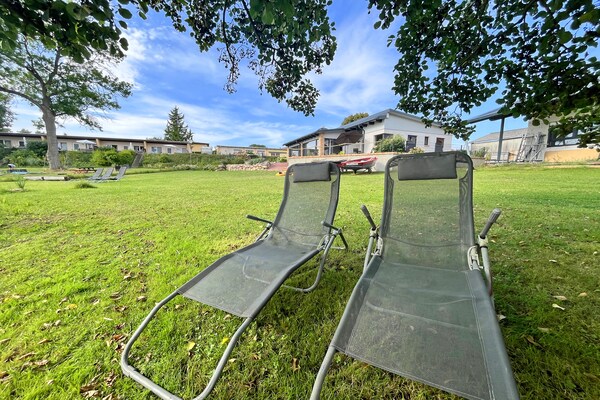 Foto van Vakantieappartement met eigen toegang tot het meer en een aanlegsteiger. - ViewSummer