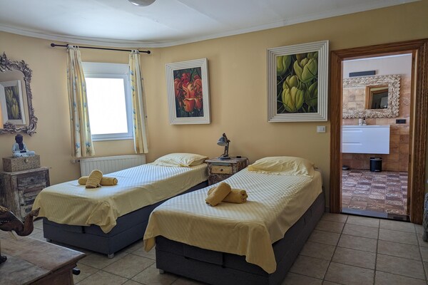 Foto van Benissa Villa met zwembad - Vakantiehuis in Benissa - BedRoom