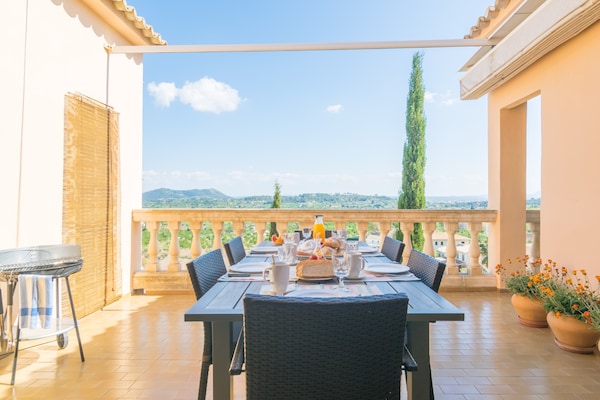 Foto van Herenhuis in Selva bij Tramuntana - Vakantiehuis in Selva, Illes Balears - ExteriorSummer
