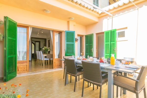 Foto van Herenhuis in Selva bij Tramuntana - Vakantiehuis in Selva, Illes Balears - ExteriorSummer