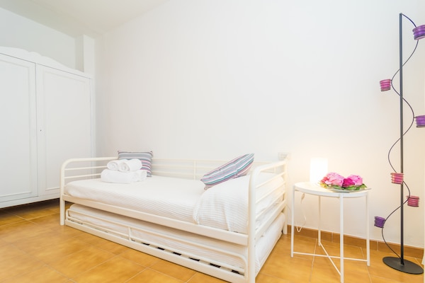 Foto van Herenhuis in Selva bij Tramuntana - Vakantiehuis in Selva, Illes Balears - ExteriorSummer