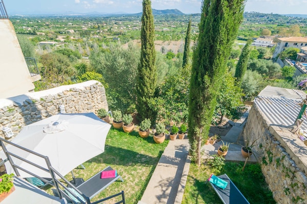 Foto van Herenhuis in Selva bij Tramuntana - Vakantiehuis in Selva, Illes Balears - ExteriorSummer