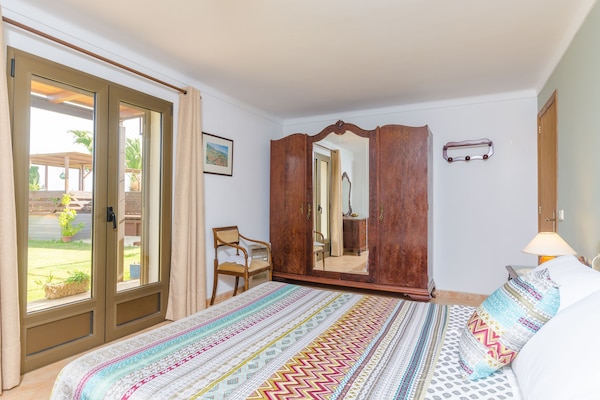 Foto van Mediterrane villa-retraite - Vakantiehuis in Felanitx, Illes Balears - ExteriorSummer