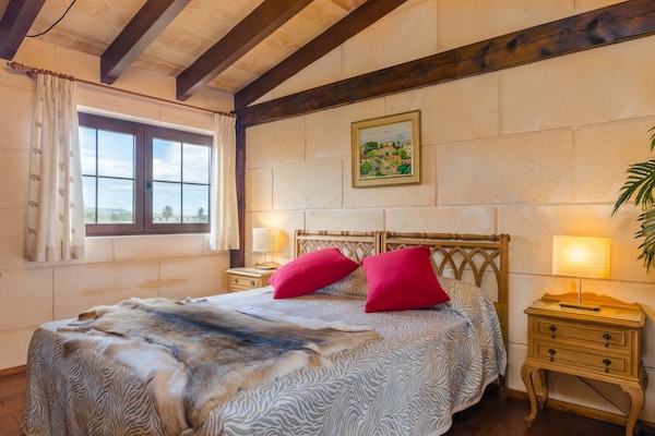 Foto van Mediterrane villa-retraite - Vakantiehuis in Felanitx, Illes Balears - ExteriorSummer