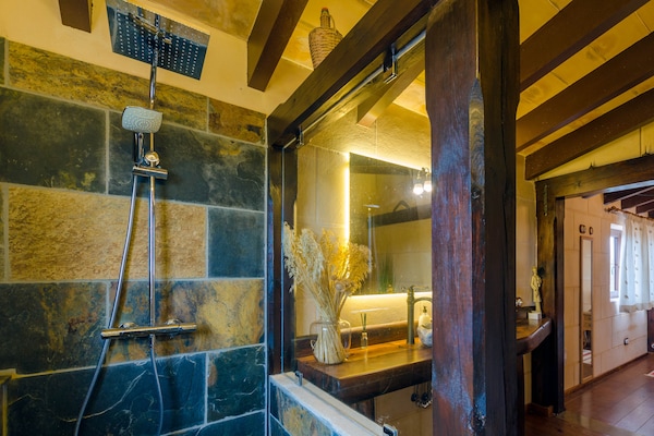 Foto van Mediterrane villa-retraite - Vakantiehuis in Felanitx, Illes Balears - ExteriorSummer