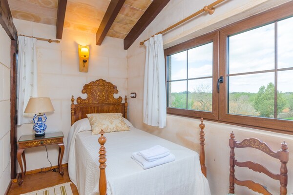 Foto van Mediterrane villa-retraite - Vakantiehuis in Felanitx, Illes Balears - ExteriorSummer
