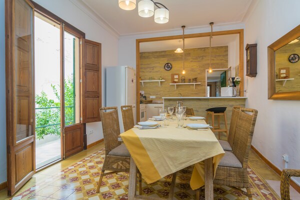 Foto van Stadswoning dichtbij de haven - Vakantiehuis in Sóller, Illes Balears - ExteriorSummer