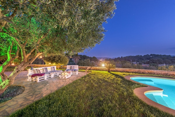 Foto van Poolvilla nabij de Sineu-markt - Vakantiehuis in Sineu, Illes Balears - ExteriorSummer