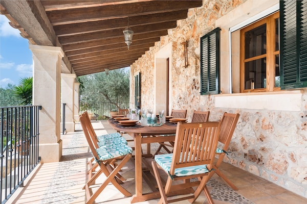 Foto van Poolvilla nabij de Sineu-markt - Vakantiehuis in Sineu, Illes Balears - ExteriorSummer