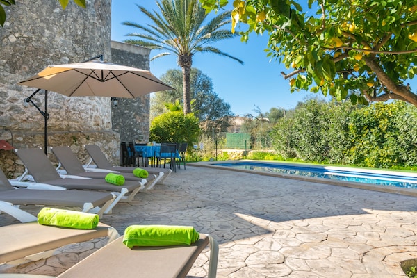 Foto van Villa in Centraal Mallorca - Vakantiehuis in Sineu, Illes Balears - PoolOfHouse