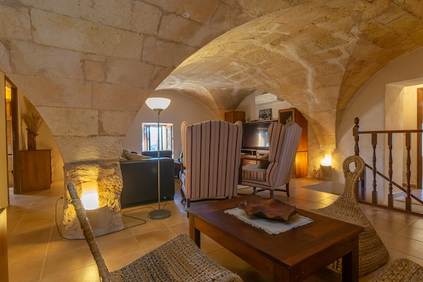 Foto van Villa in Centraal Mallorca - Vakantiehuis in Sineu, Illes Balears - LivingRoom