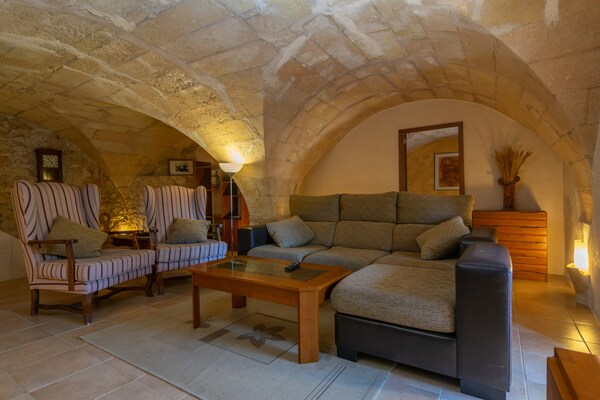 Foto van Villa in Centraal Mallorca - Vakantiehuis in Sineu, Illes Balears - LivingRoom