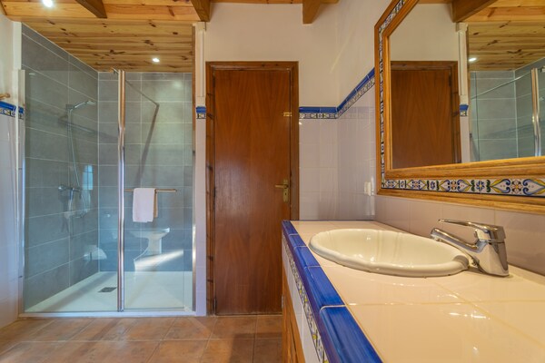 Foto van Villa in Centraal Mallorca - Vakantiehuis in Sineu, Illes Balears - BathRoom