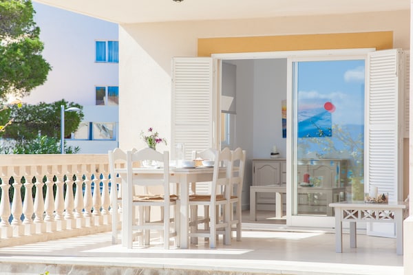 Foto van Appartement in Alcúdia aan het strand - Vakantiehuis in Port D'alcudia, Illes Balears - TerraceBalcony