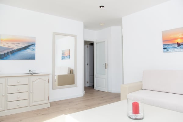 Foto van Appartement in Alcúdia aan het strand - Vakantiehuis in Port D'alcudia, Illes Balears - LivingRoom
