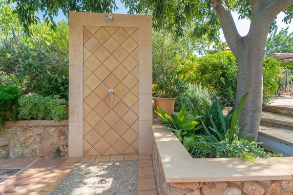 Foto van Es Garroveral 3 - Villa met privézwembad - Vakantiehuis in Bunyola, Illes Balears - 