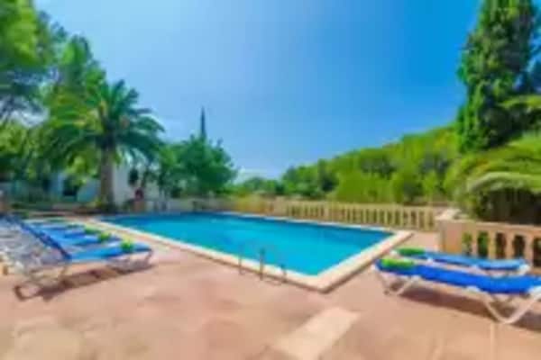 Foto van Villa in Sant Elm met Zwembad & Strand - Vakantiehuis in Sant Elm (andratx), Illes Balears - PoolOfHouse