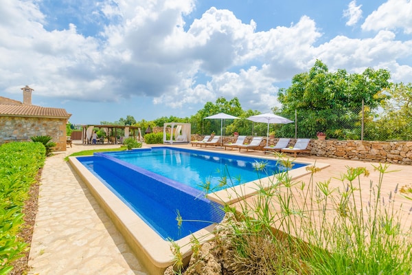Foto van Charmante Muro Villa met zwembad - Vakantiehuis in Muro, Illes Balears - ExteriorSummer