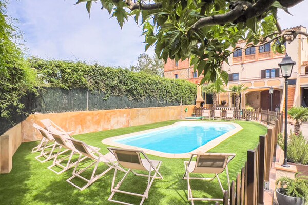 Foto van Huis in Vilaur met privézwembad en tuin - Vakantiehuis in  - Untagged