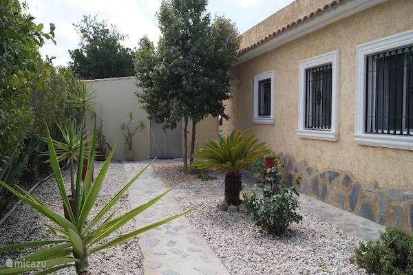 Foto van Finestrat Villa met uitzicht - Vakantiehuis in Finestrat - ExteriorSummer