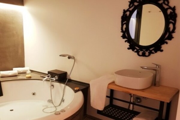 Foto van Luxe appartement met jacuzzi - Vakantiehuis in Alicante - BathRoom