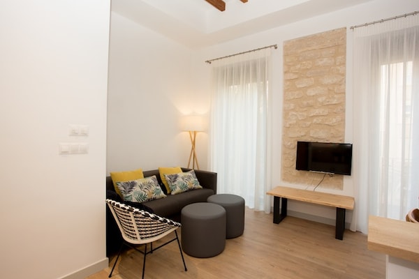 Foto van Luxe appartement met jacuzzi - Vakantiehuis in ALICANTE - LivingRoom