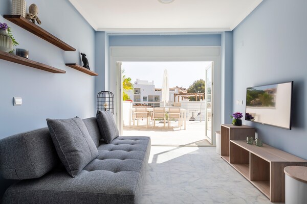 Foto van Modern verblijf aan de Costa Blanca - Vakantiehuis in El Campello, Alicante - LivingRoom