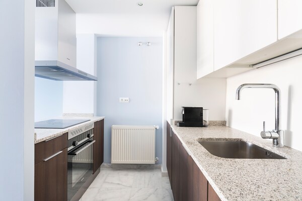 Foto van Modern verblijf aan de Costa Blanca - Vakantiehuis in El Campello, Alicante - Kitchen